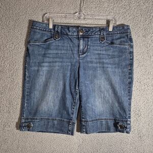 Elle Paris Bermuda Jean Shorts Women’s Size 14 Blue Flap Pockets Cinch Straps